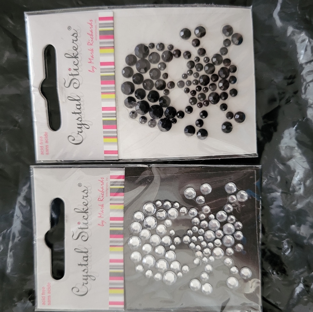 🌺 6 for $25 bundle- Skull pirate crystal stickers